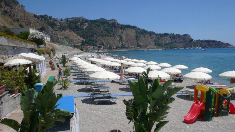 Il Cantone Del Faro Giardini-Naxos Exterior foto
